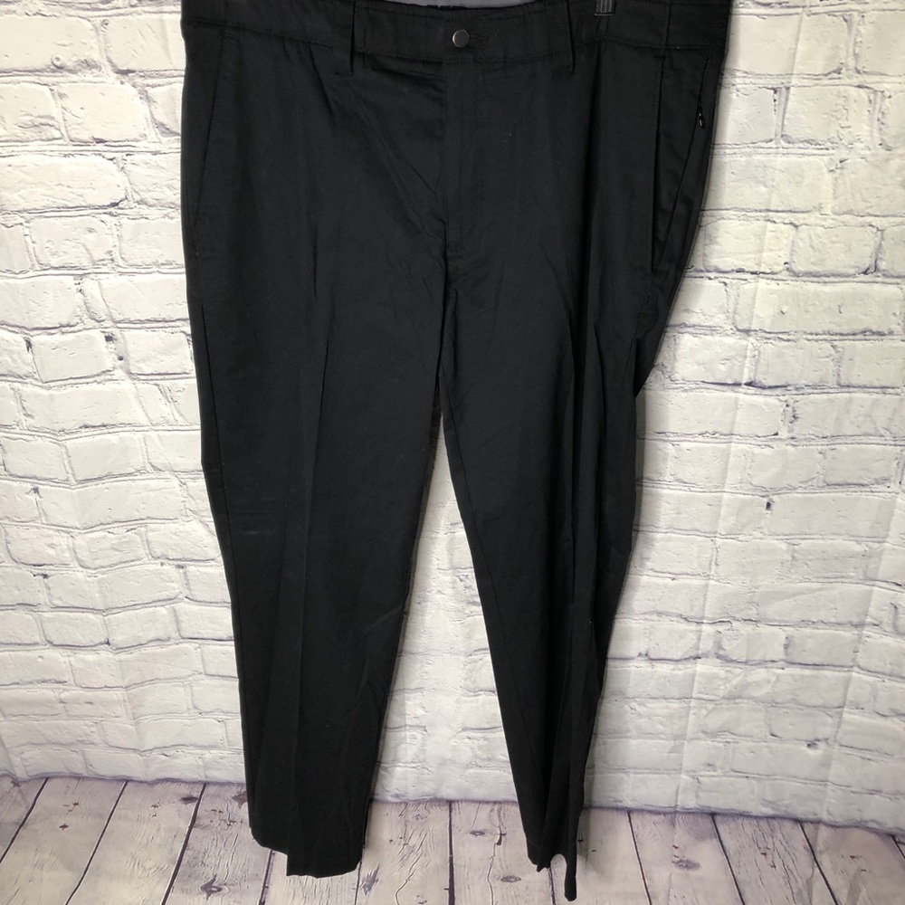 PGA Tour Golf Pants Size 36 x 32 Black Flat Front